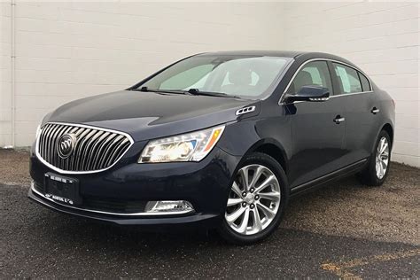 2016 Buick Lacrosse photo