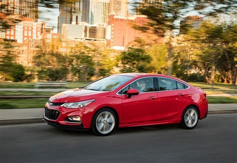 2016 Chevrolet Cruze photo