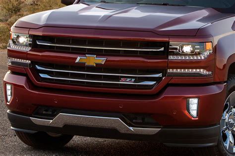 2016 Chevrolet Silverado photo