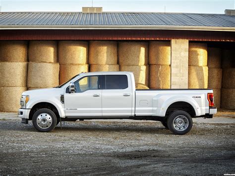 2016 Ford F-450 photo