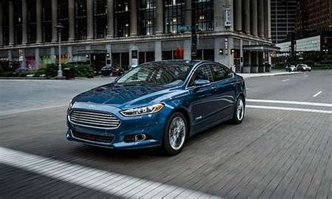 2016 Ford Fusion hybrid photo