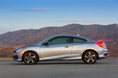 2016 Honda Civic si photo