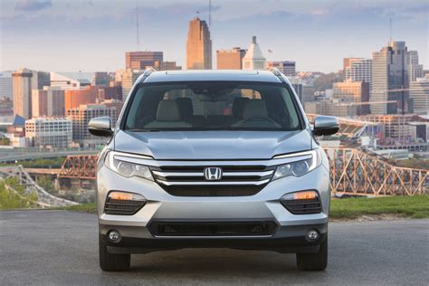 2016 Honda Pilot photo