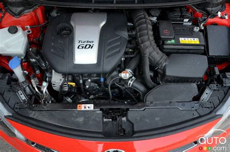 2016 Kia Forte koup engine