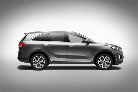 2016 Kia Sorento photo