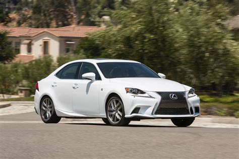 2016 Lexus Is 300 photo