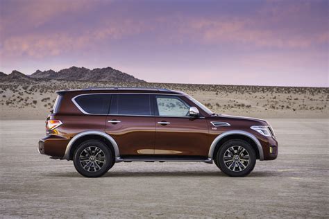 2016 Nissan Armada photo