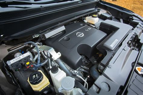 2016 Nissan Pathfinder engine