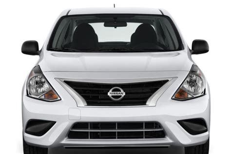 2016 Nissan Versa photo