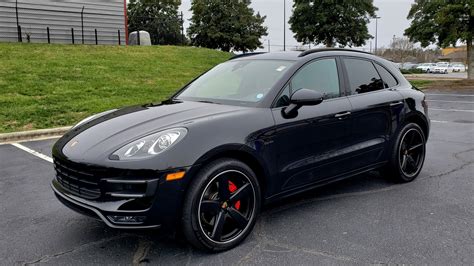 2016 Porsche Macan photo