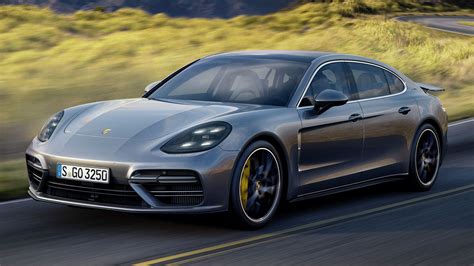 2016 Porsche Panamera