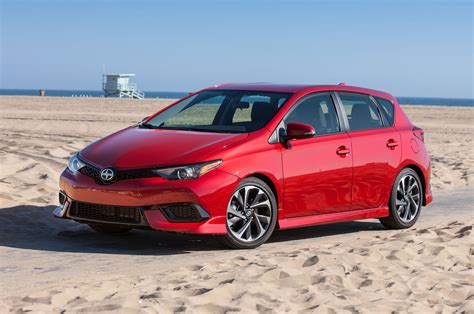 2016 Scion Im photo