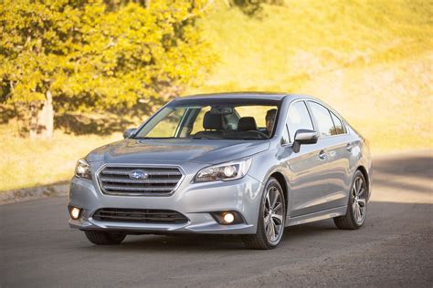 2016 Subaru Legacy photo