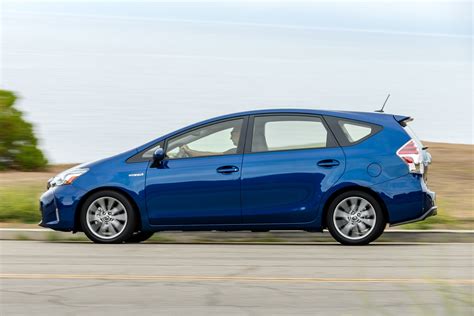 2016 Toyota Prius v