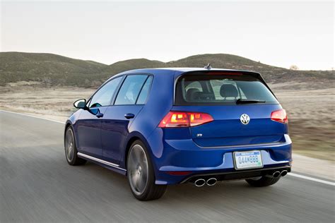 2016 Volkswagen Golf r photo