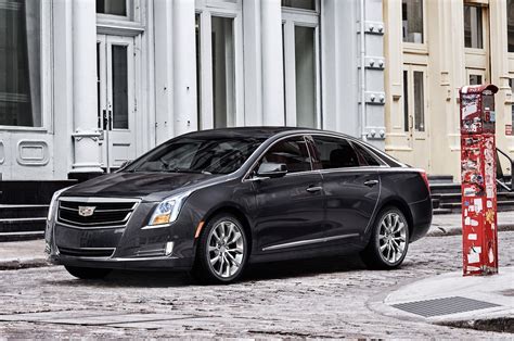 2017 Cadillac Xts photo