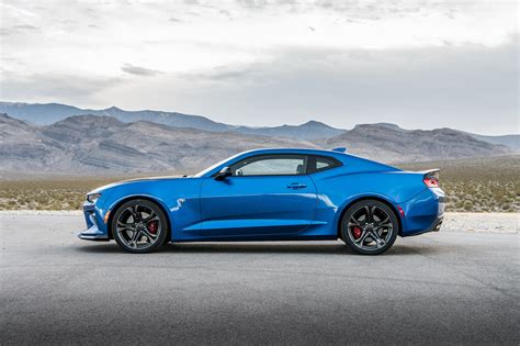 2017 Chevrolet Camaro photo