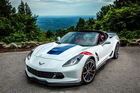 2017 Chevrolet Corvette photo