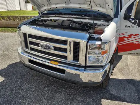 2017 Ford E-450