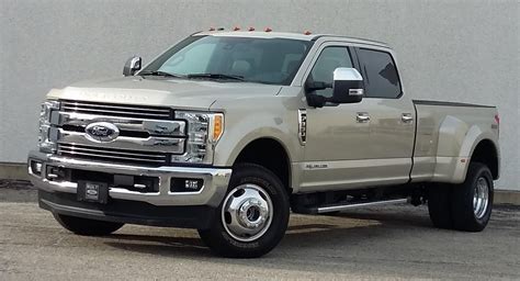 2017 Ford F-350 sd engine