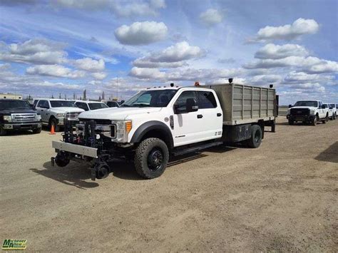 2017 Ford F-550 sd engine