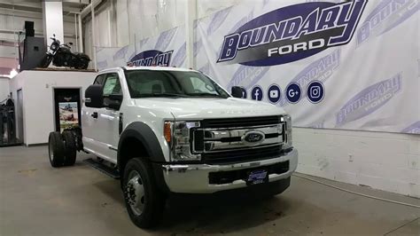 2017 Ford F-550 engine