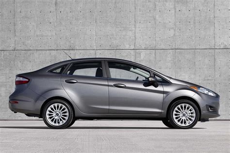 2017 Ford Fiesta photo