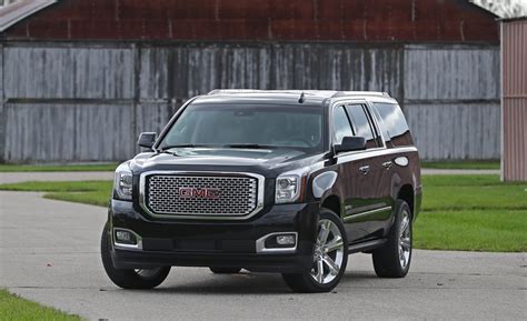 2017 Gmc Yukon denali xl photo