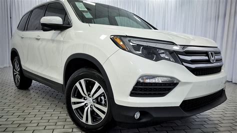 2017 Honda Pilot photo