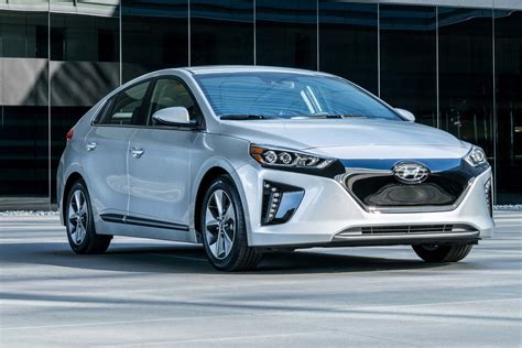 2017 Hyundai Ioniq hybrid