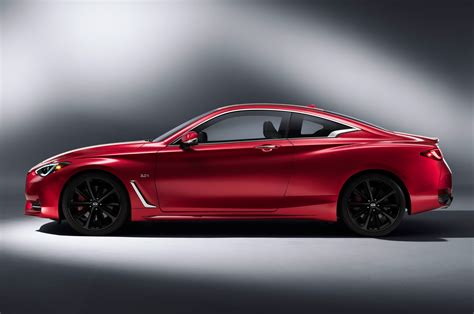 2017 Infiniti Q60 photo