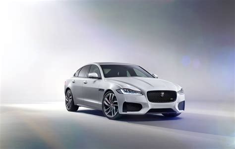 2017 Jaguar Xf photo