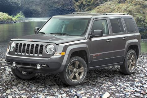 2017 Jeep Patriot photo