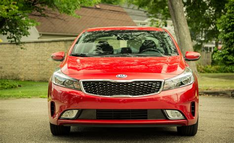 2017 Kia Forte photo