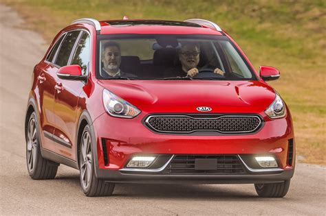 2017 Kia Niro photo