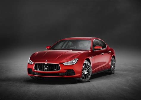 2017 Maserati Ghibli engine