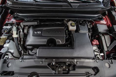 2017 Nissan Pathfinder engine