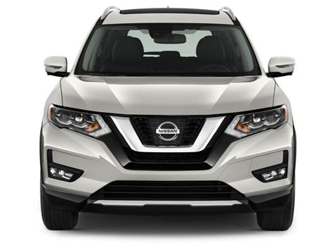 2017 Nissan Rogue photo