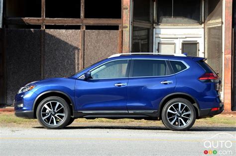 2017 Nissan Rogue photo