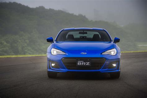 2017 Subaru Brz photo