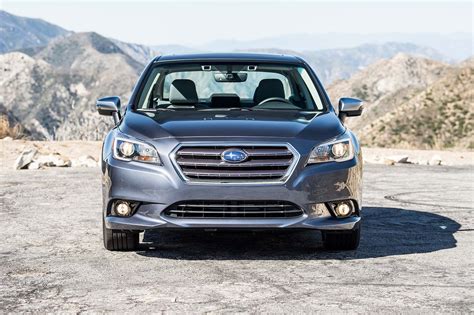 2017 Subaru Legacy photo