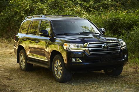 2017 Toyota Land cruiser photo