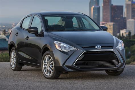 2017 Toyota Yaris ia photo