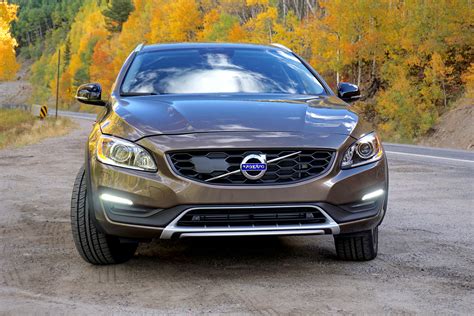 2017 Volvo V60cc photo