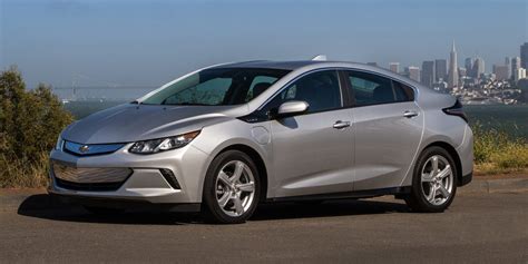 2018 Chevrolet Volt photo