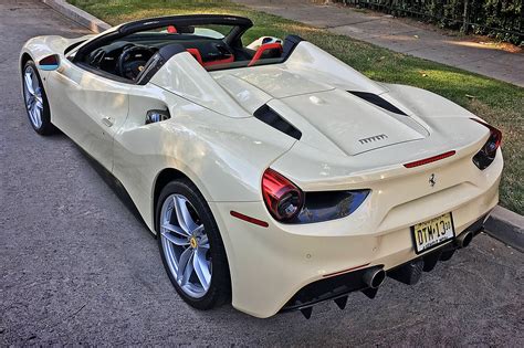 2018 Ferrari 488 spider engine