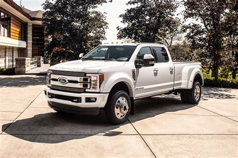 2018 Ford F-450 photo