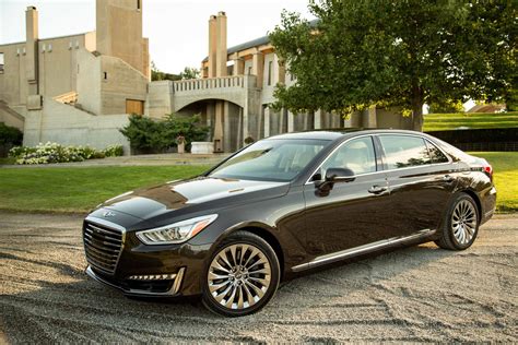 2018 Genesis G90 photo