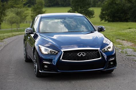 2018 Infiniti Q50 photo