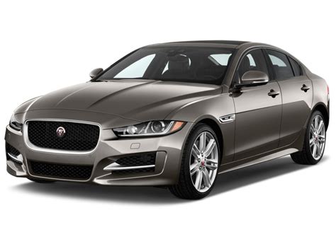 2018 Jaguar Xe photo